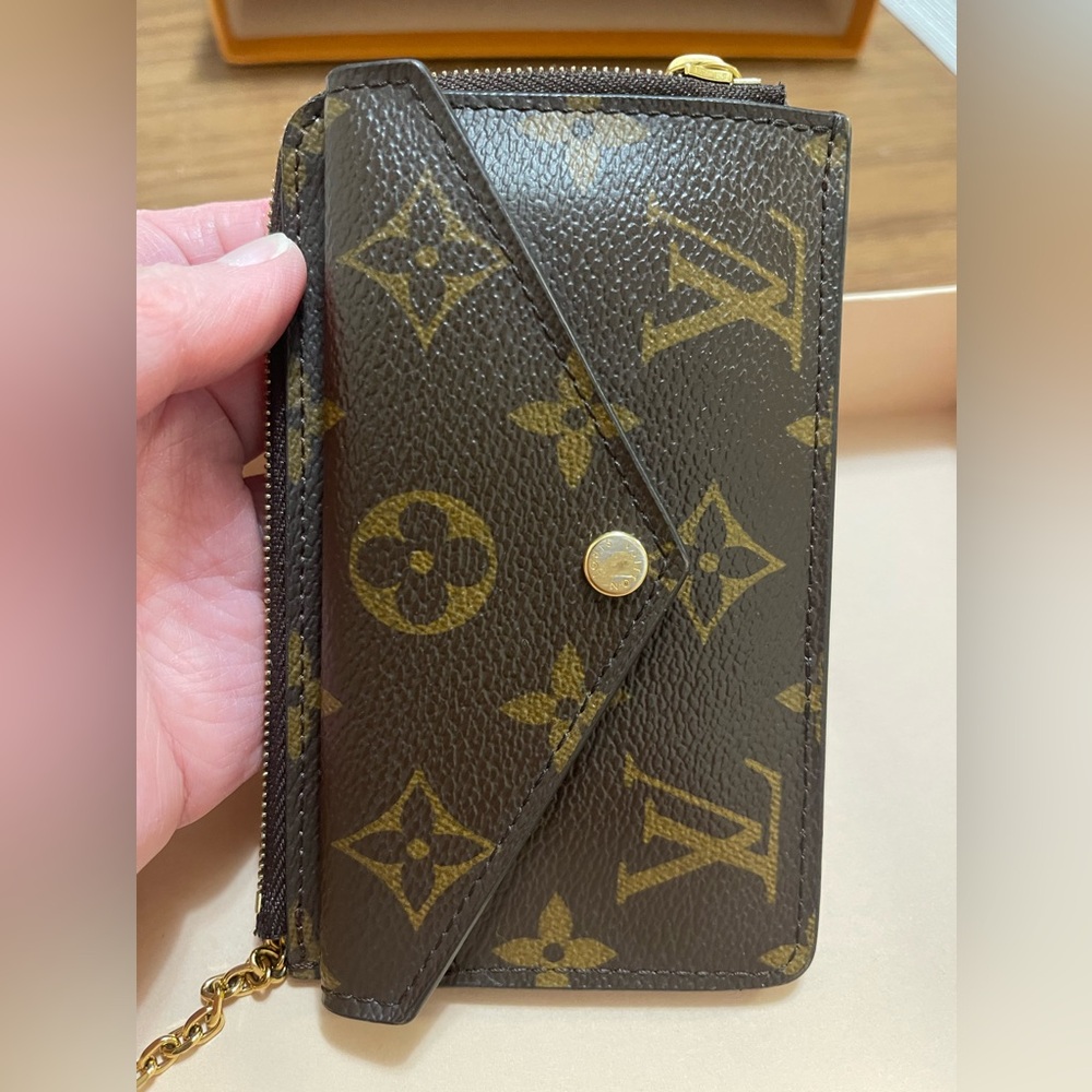 SOLD!
Authentic Recto Verso